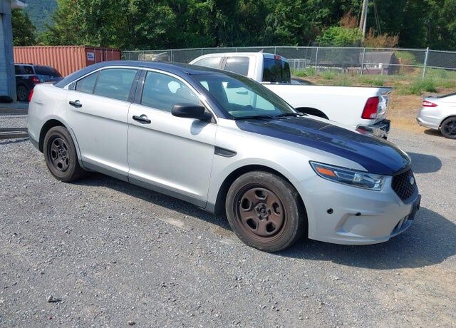 2016 FORD Taurus