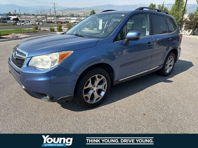 2015 SUBARU Forester