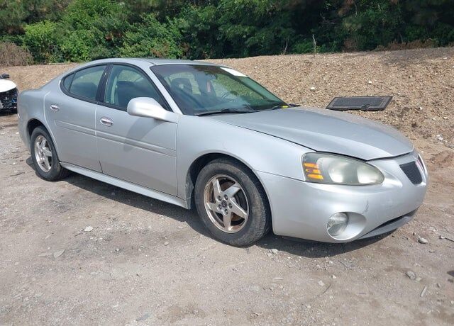 2004 PONTIAC Grand Prix