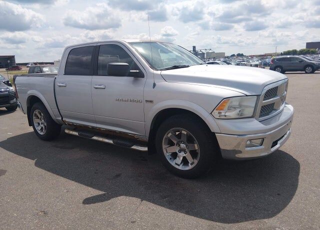 2012 DODGE Ram