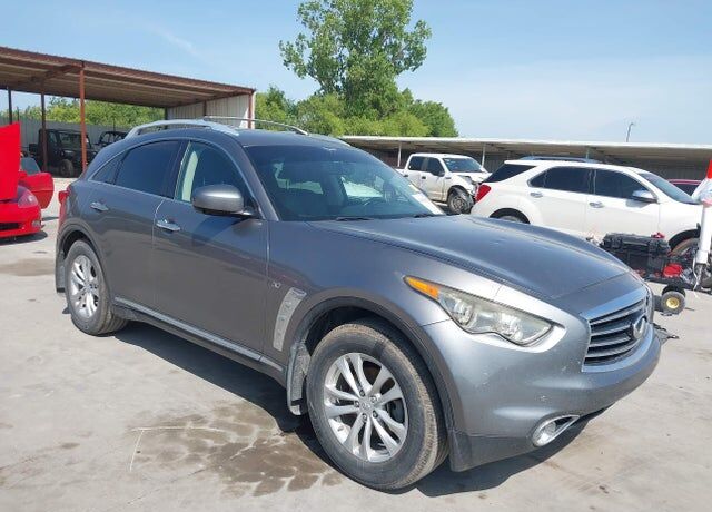 2015 INFINITI QX70