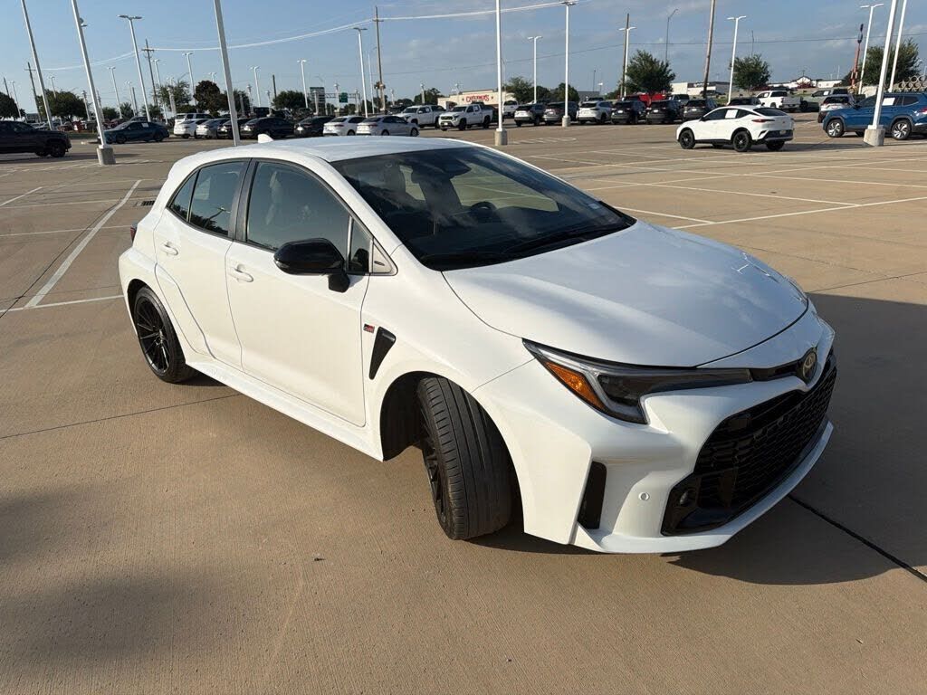2024 TOYOTA GR COROLLA