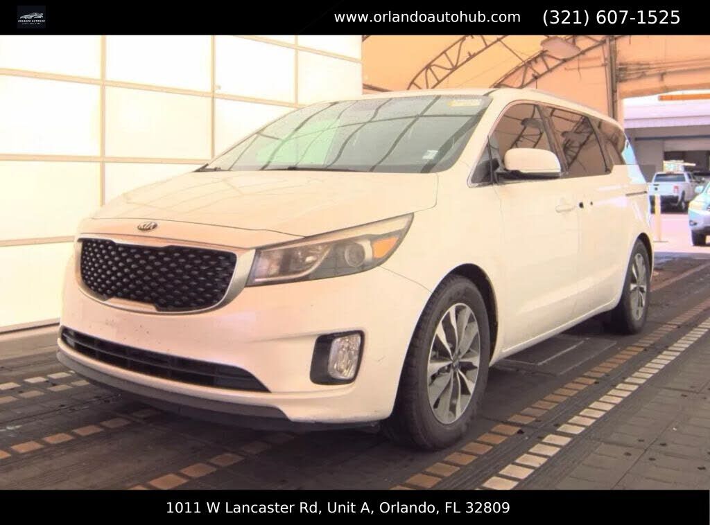 2015 KIA Sedona
