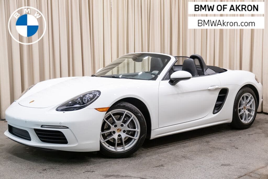 2019 PORSCHE 718
