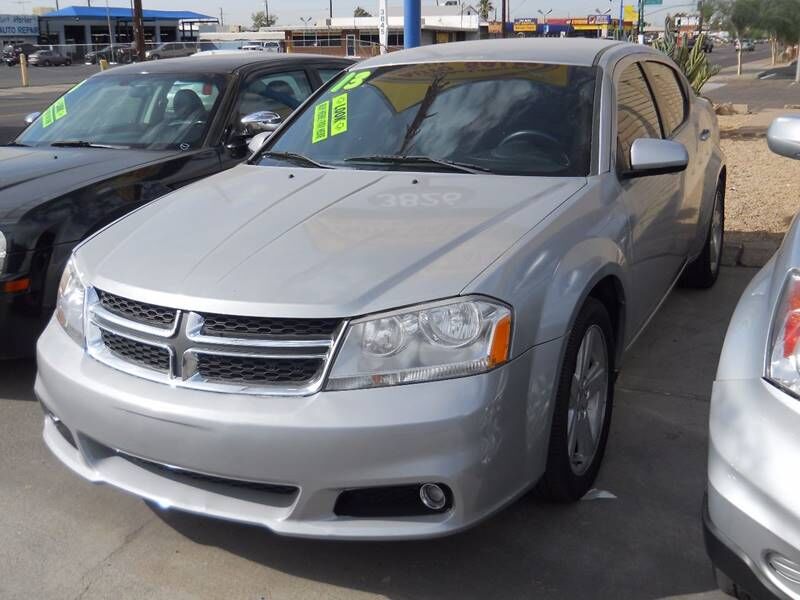 2013 DODGE Avenger