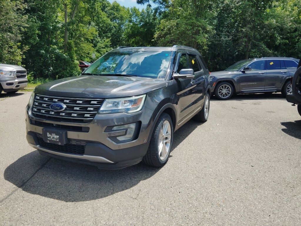 2017 FORD Explorer