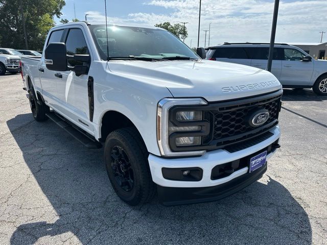 2025 FORD F-350