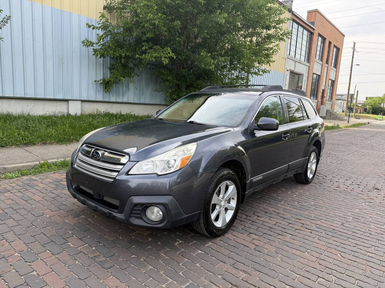 2014 SUBARU Outback