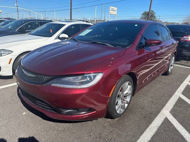 2016 CHRYSLER 200