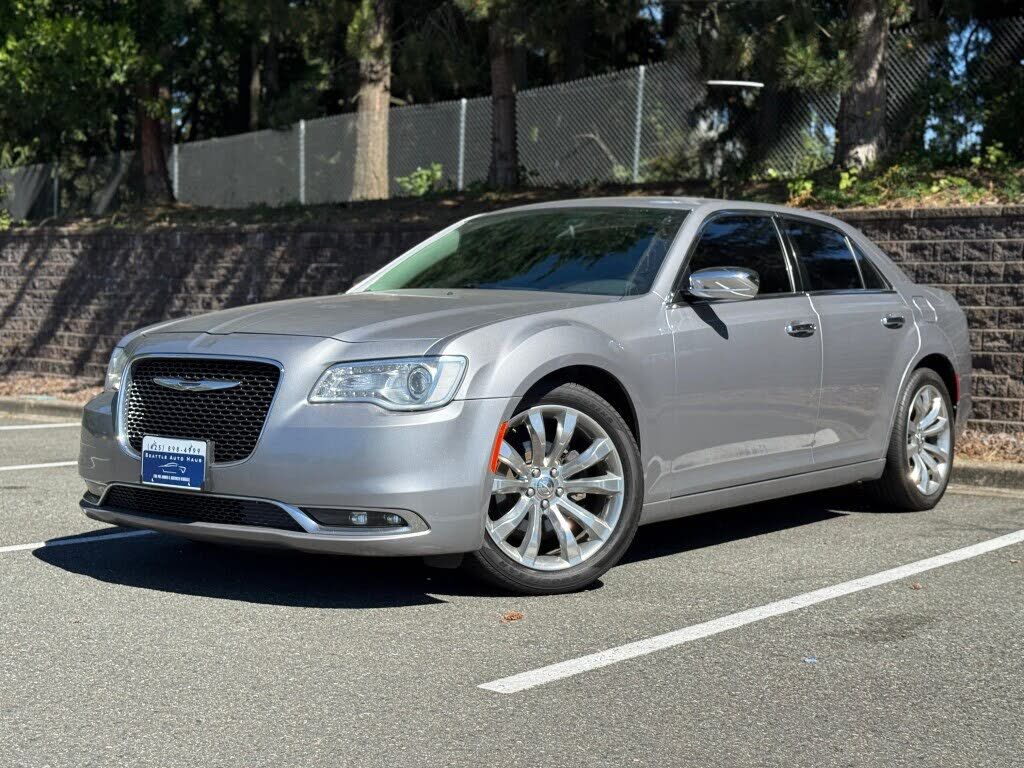 2018 CHRYSLER 300