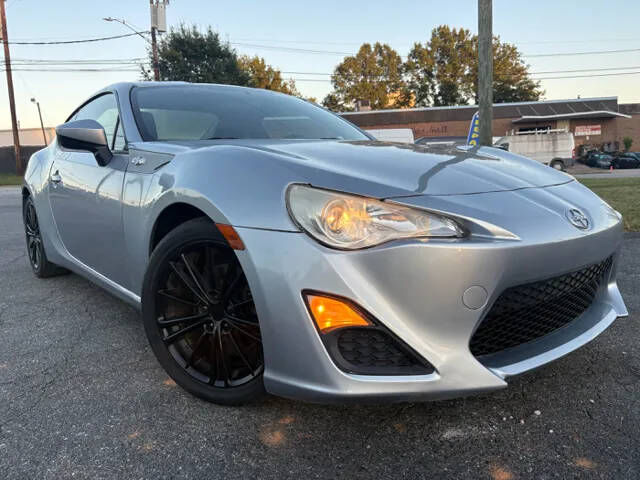 2016 TOYOTA Scion