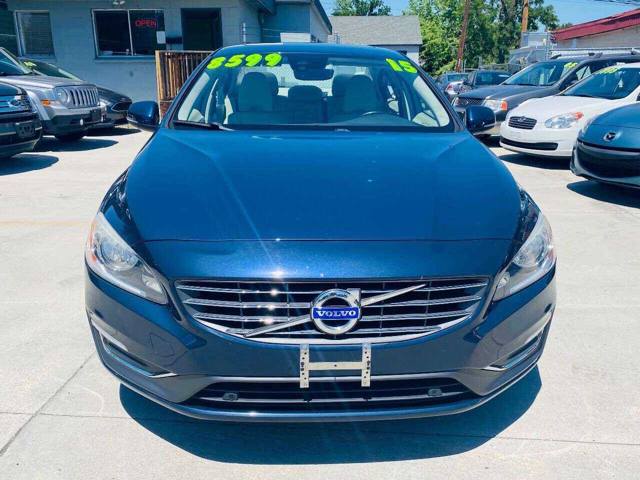 2015 VOLVO S60