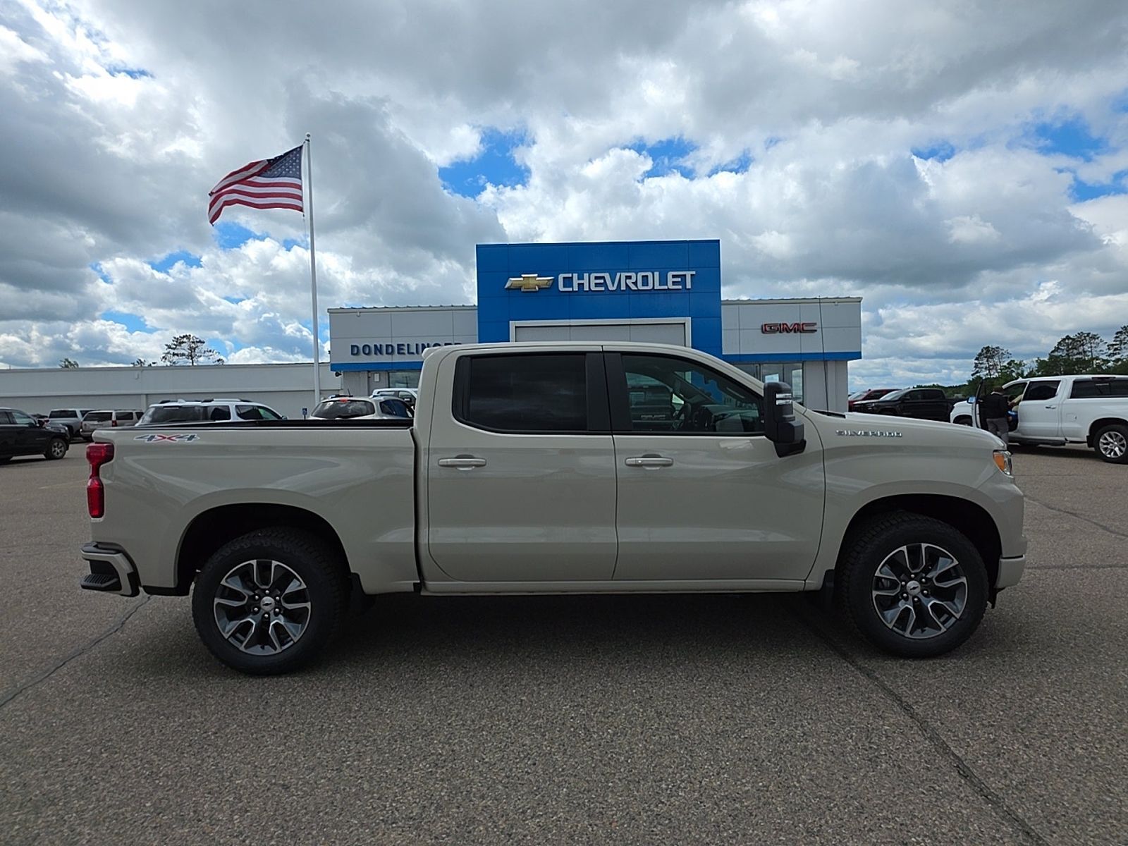 2026 CHEVROLET Silverado