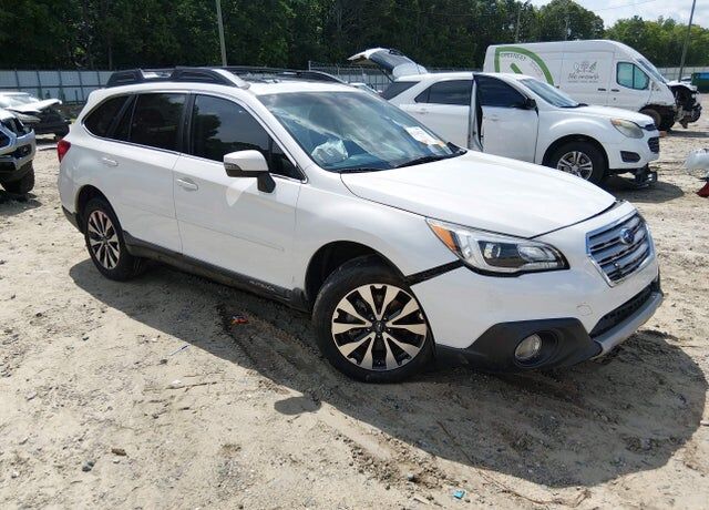 2017 SUBARU Outback