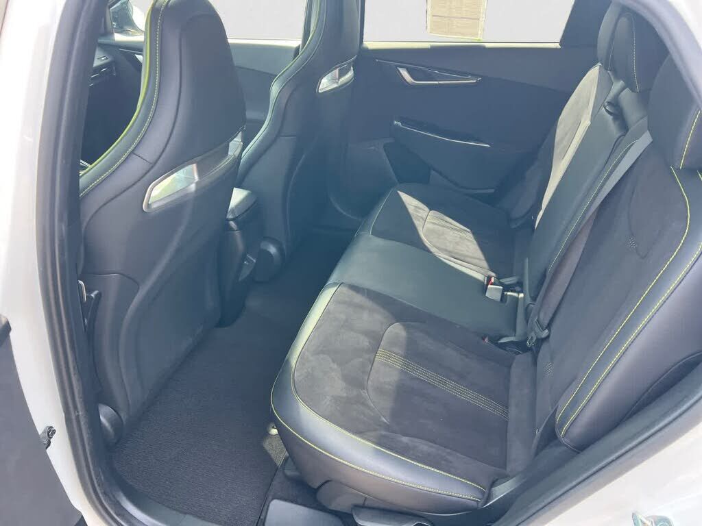 2023 KIA EV6