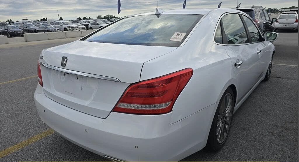 2014 HYUNDAI Equus