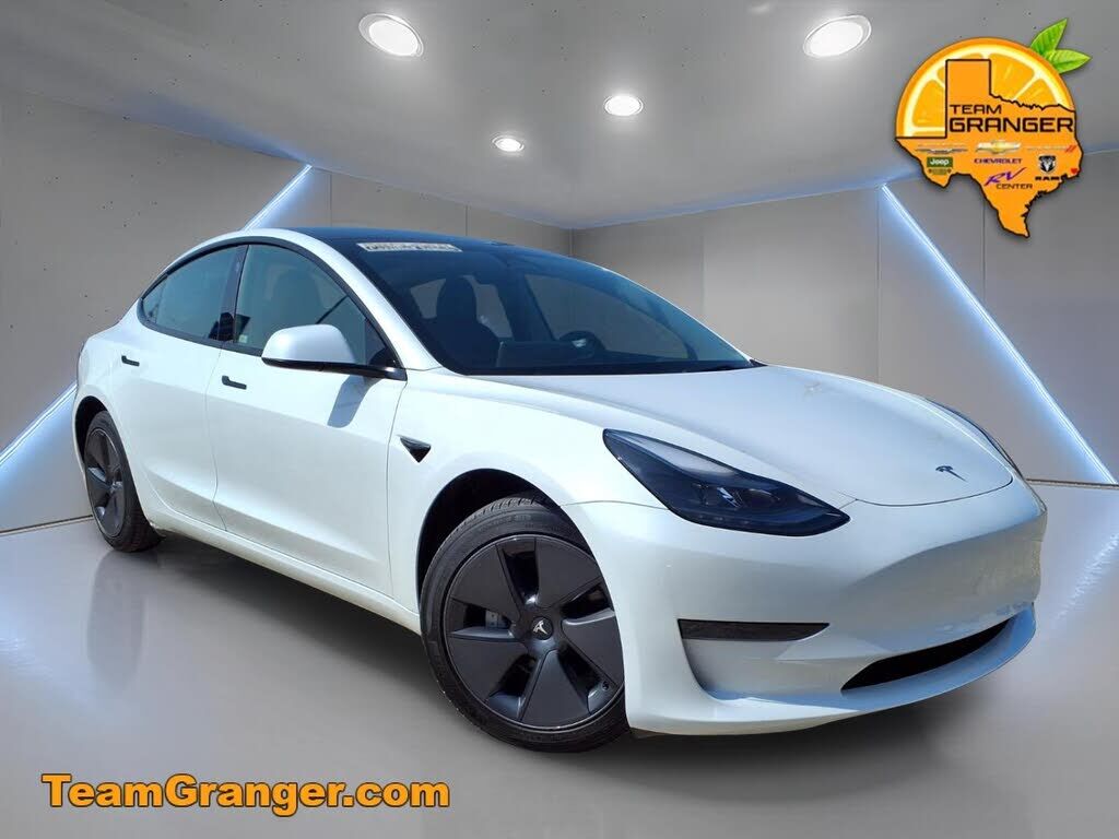 2023 TESLA Model 3