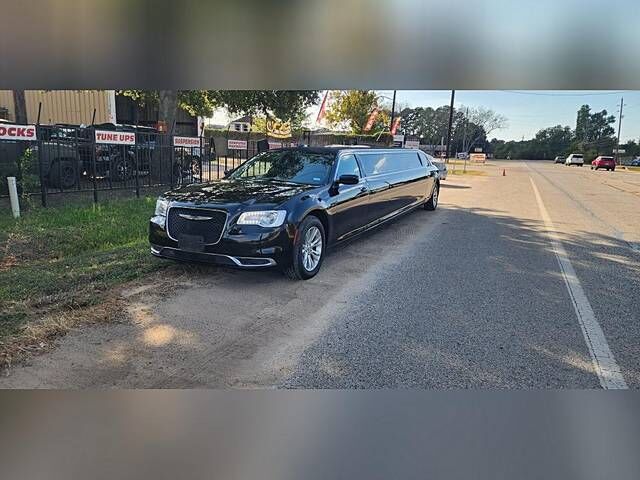 2016 CHRYSLER 300