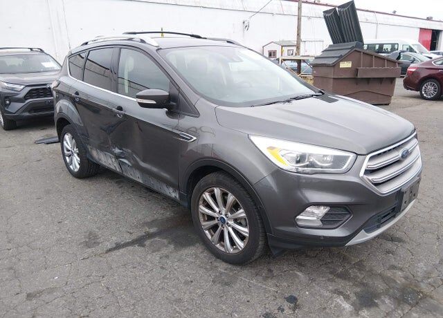 2017 FORD Escape