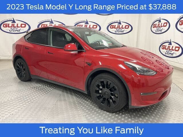 2023 TESLA Model Y