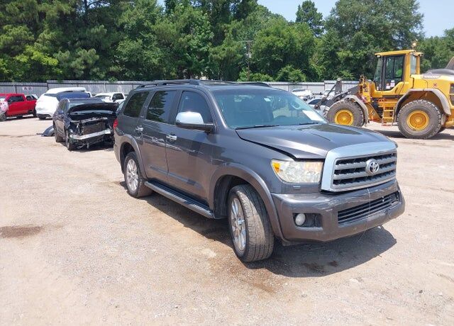 2013 TOYOTA Sequoia
