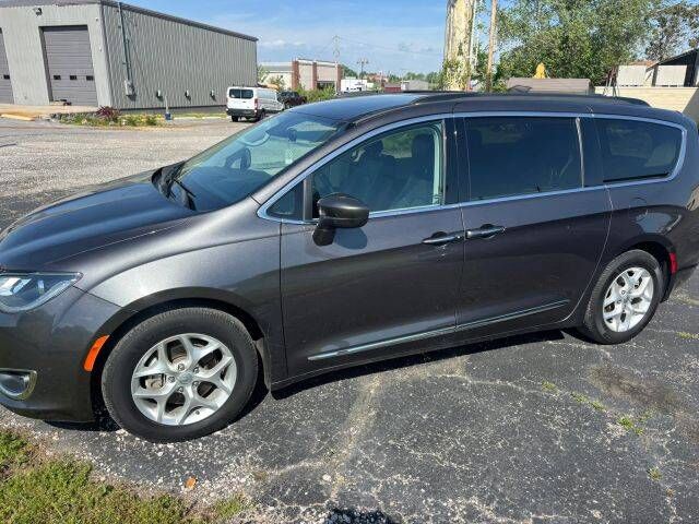 2017 CHRYSLER Pacifica