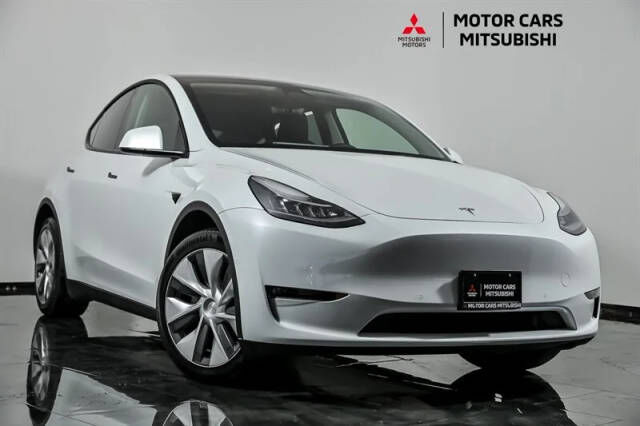 2021 TESLA Model Y