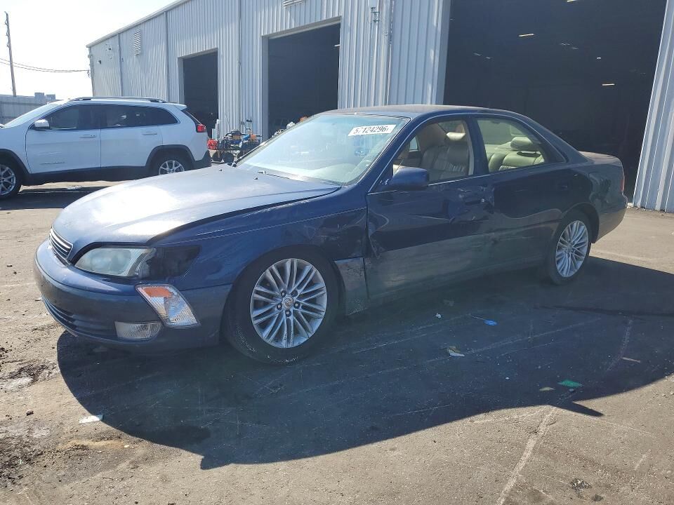 Lexus ES