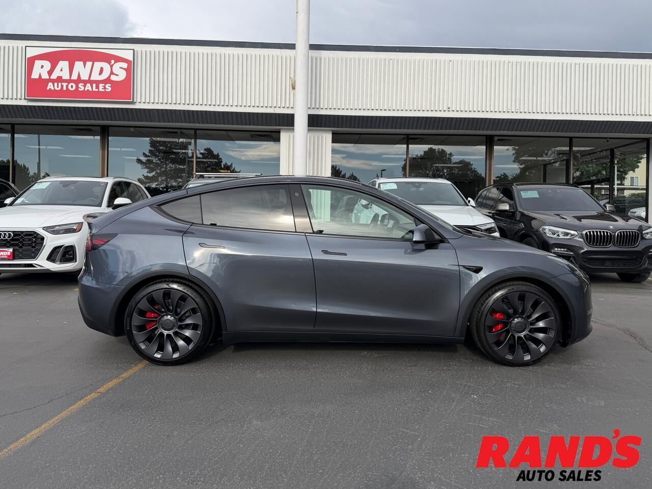 2023 TESLA Model Y