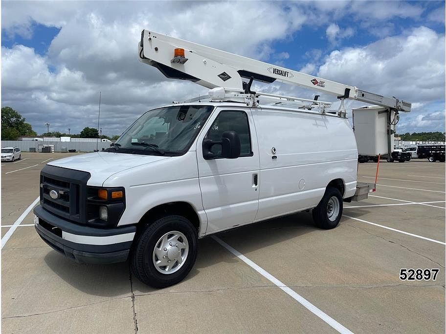 2014 FORD E-350