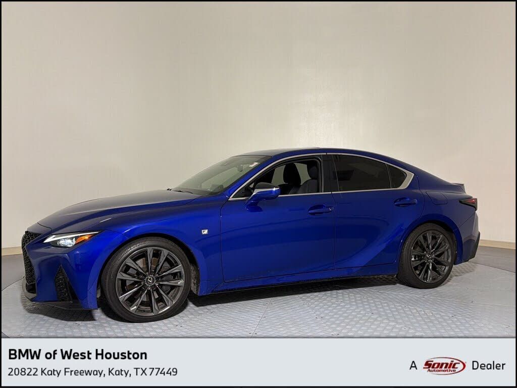 2023 LEXUS IS