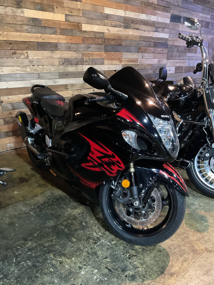 2011 SUZUKI GSX1300RL