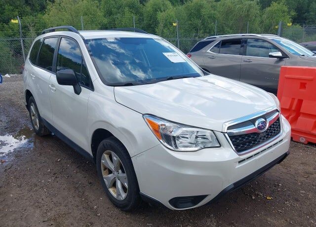 2015 SUBARU Forester