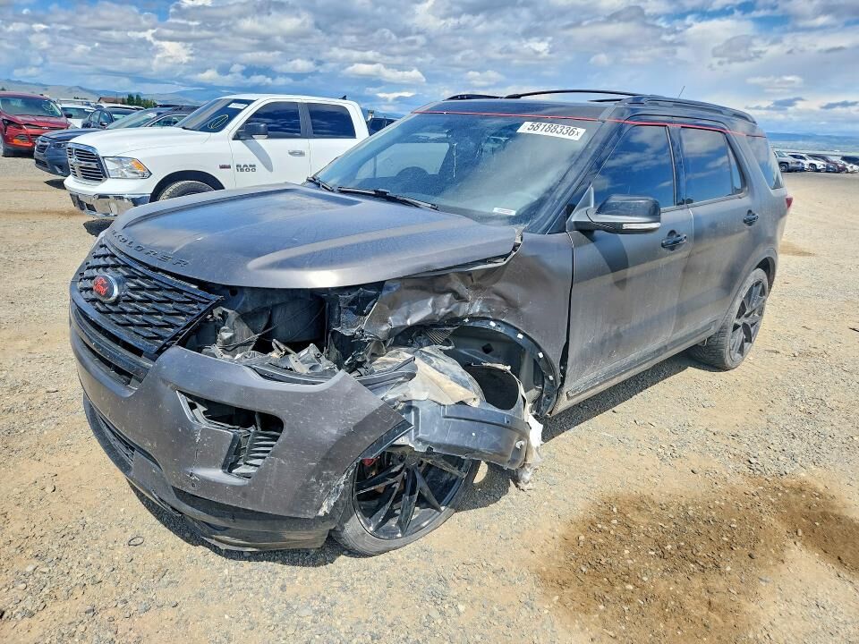 2018 FORD Explorer