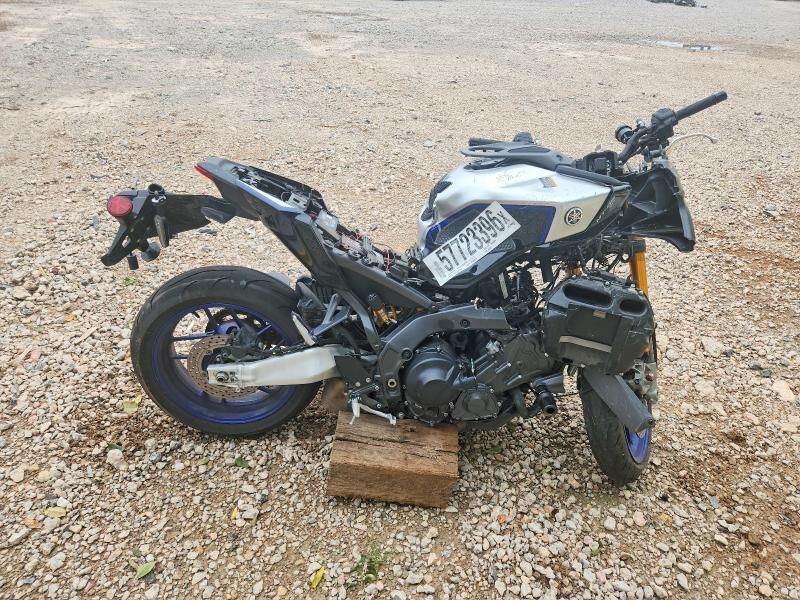 2025 YAMAHA MTN890
