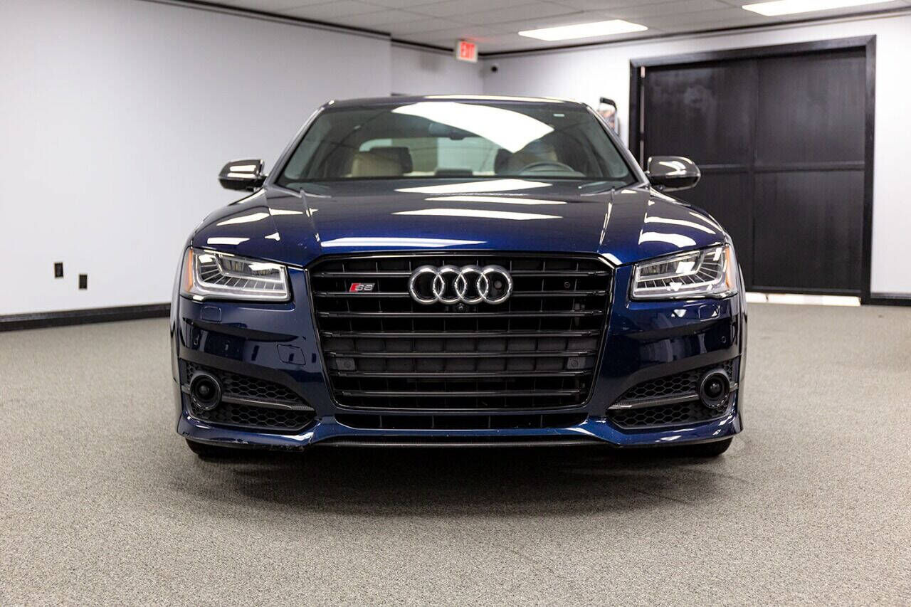 2017 Audi S8