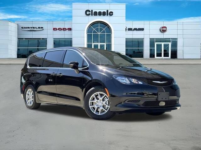 2026 CHRYSLER Voyager