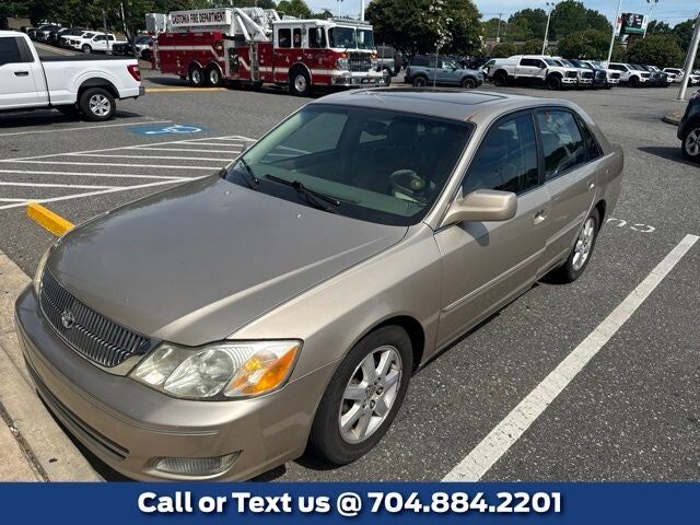 2000 TOYOTA Avalon