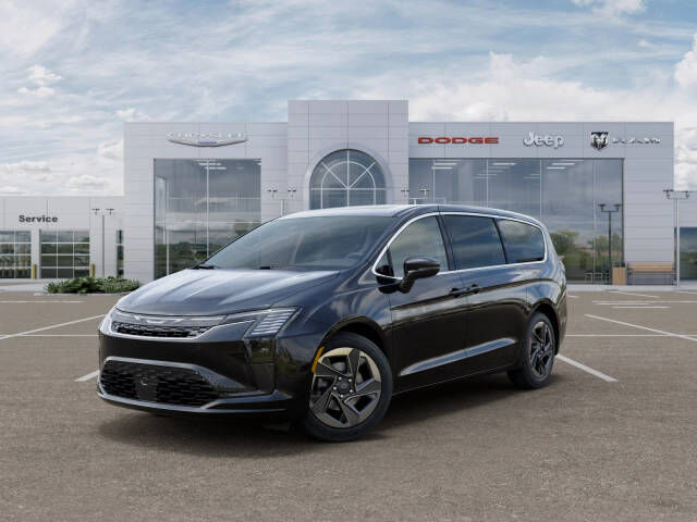 2027 CHRYSLER Pacifica