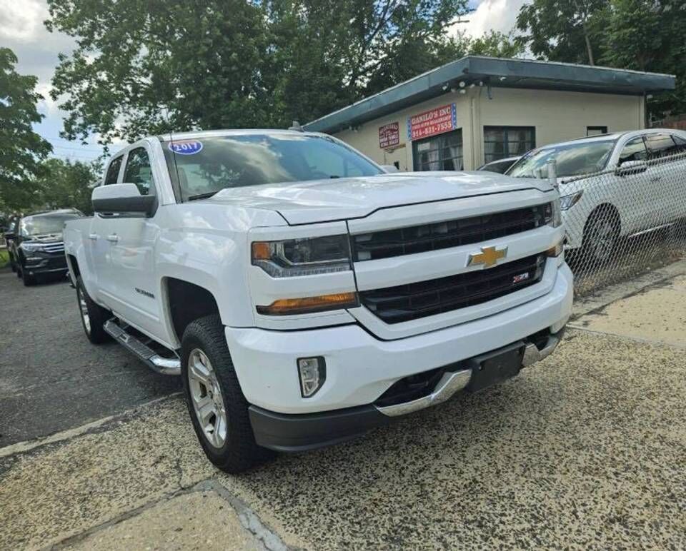 2017 CHEVROLET Silverado