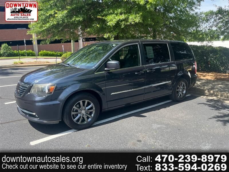 2014 CHRYSLER Town and Country