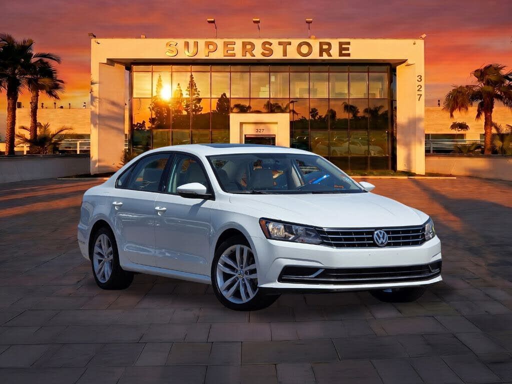 2019 VOLKSWAGEN Passat
