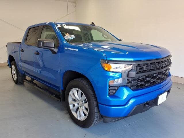 2025 CHEVROLET Silverado
