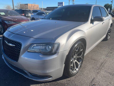 2017 CHRYSLER 300