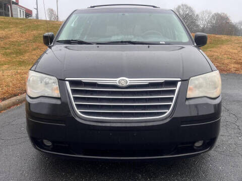 2010 CHRYSLER Town and Country