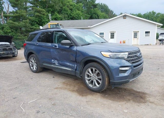 2021 FORD Explorer
