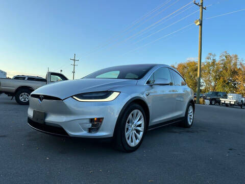 2017 TESLA Model X
