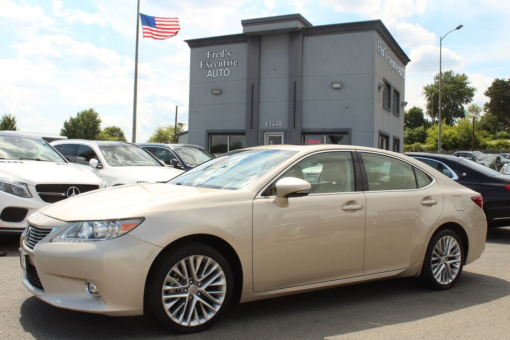 2014 LEXUS ES