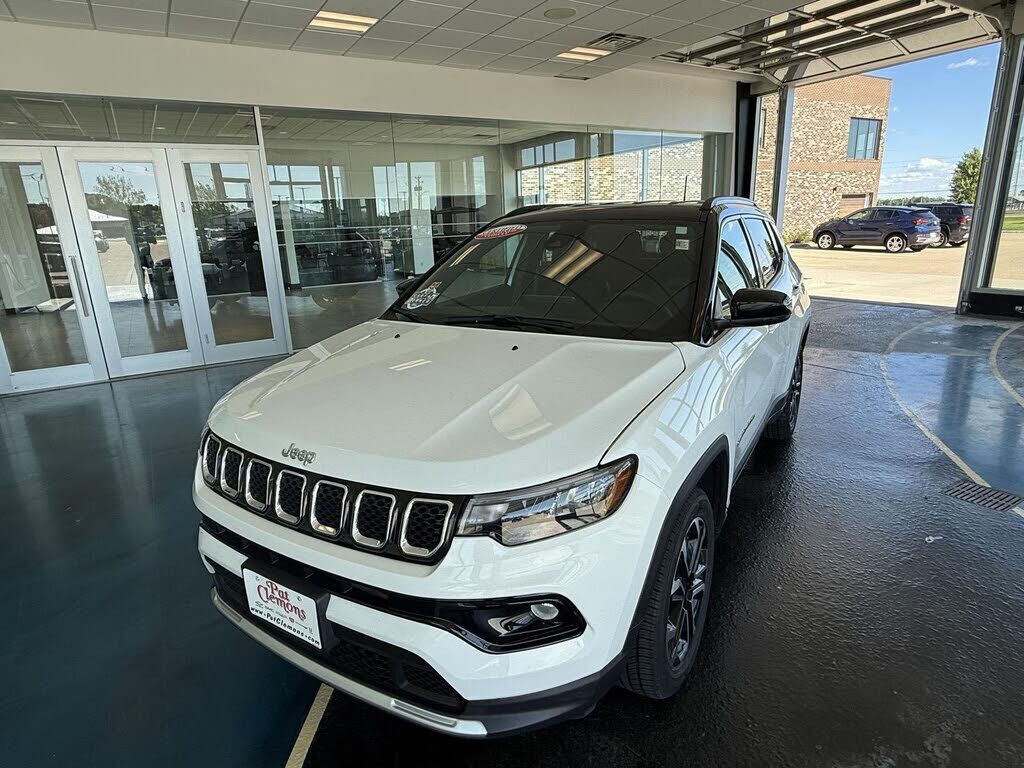 2023 JEEP Compass