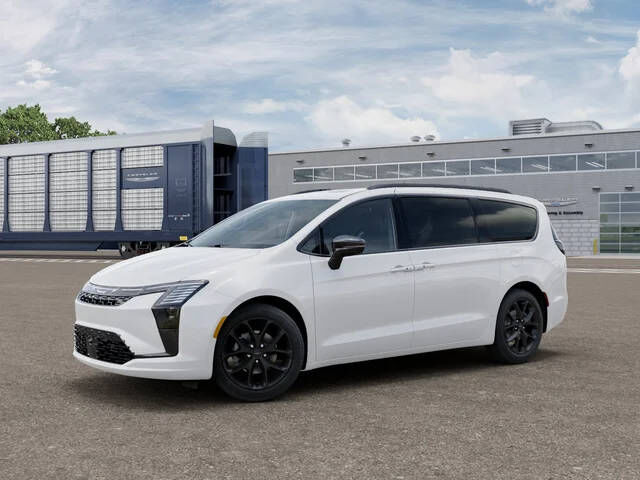 2027 CHRYSLER Pacifica